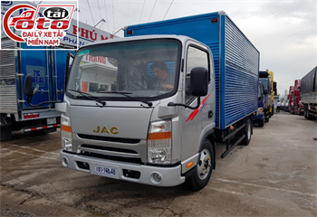 XE TẢI JAC 1.99T THÙNG KÍN (HFC 1042K1 )- CABIN ISUZU- THÙNG 4.3M