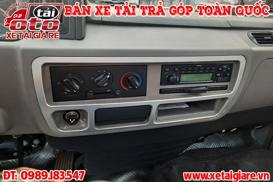 Xe Tải JAC 2T4 L240 Thùng Mui Bạt Dài 3M7,Xe Tải JAC 2.4 Tấn Thùng Dài 3.7M , JAC 1030/L240TB1, xe tải 2.4 tấn jac 2021,xe tải jac 2t4 thùng mui bạt, xe tải 2 tấn máy isuzu,xe tải jac 2t4 máy isuzu 2021,giá xe tải jac 2t4 thùng mui bạt 2021,